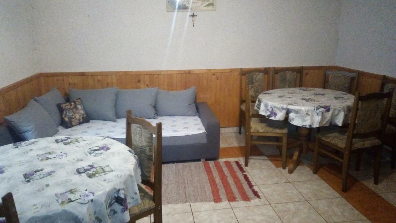 Dovolenkový dom s tromi spálňami Zuberec Exterior foto